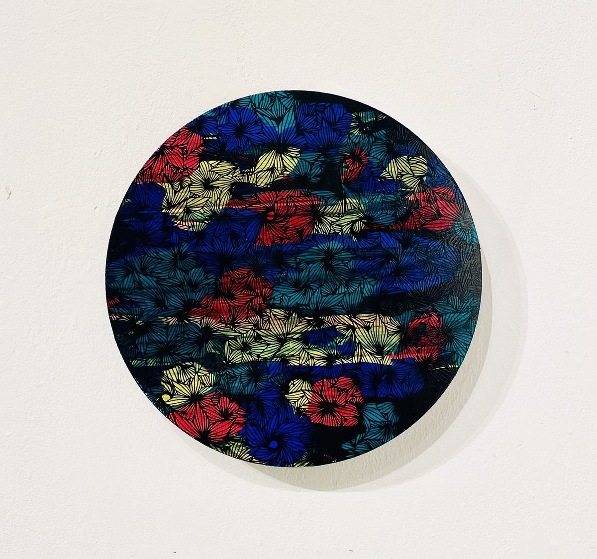 tetokakanda's tweet photo. 【 6月7日（日）まで開催中 】

TAKERU IWAZAKI Solo Exhibition「FLOW / er」

本日6月5日（金）はHayato HigaさんのTarot &amp; Astrologyも楽しめます。

手と花は16時から22時までオープンです。皆様のお越しを楽しみにお待ちしています。

★作家在廊予定日  @ruketart 
6月6日（土）7日（日） https://t.co/c9bY2bKOrd