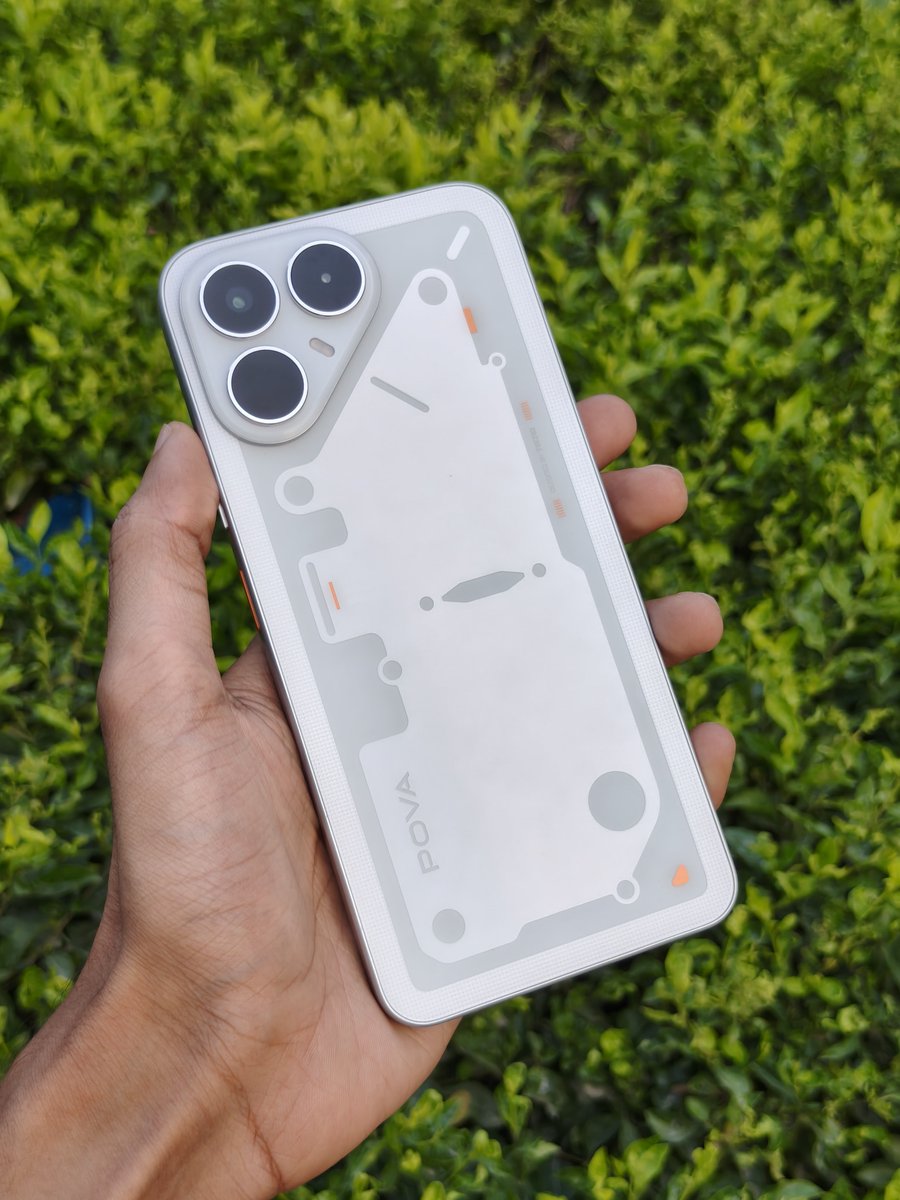 sumitobroy25's tweet photo. Absolutely, I’ve noticed that too! Pova Smartphone has a design language that stands out - it’s bold and genuinely eye-catching. This upcoming device could definitely be something different, we’ll have to wait for its launch on June 11th.
#POVA8 @pova_mobile https://t.co/r26DxbMUCd