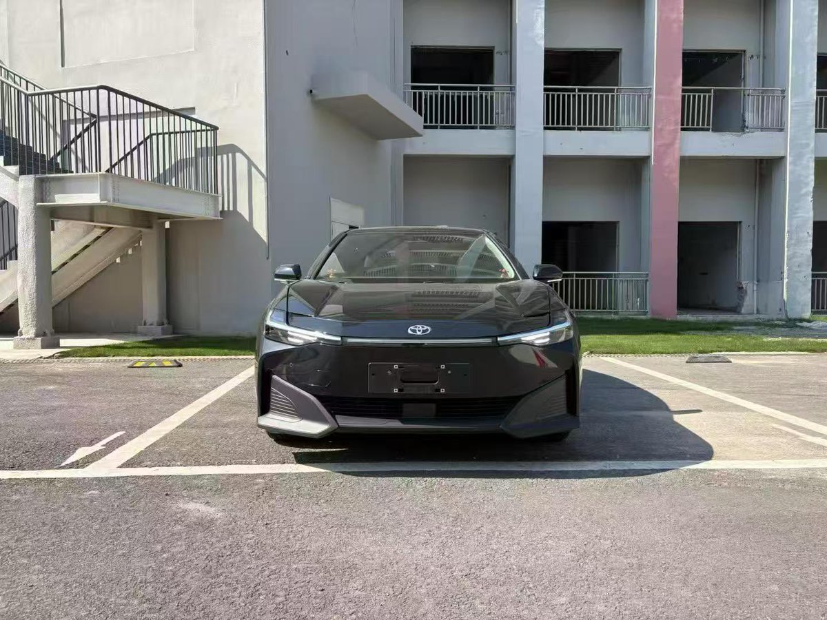 el_maris_autos's tweet photo. 2025 TOYOTA BZ3 🇨🇳
ELECTRIC CAR

🏷️ 25M
Home Delivery (🇳🇬)
Shipping, Clearing &amp; Duty (included)

ETA 45 - 60 Days.

Text @Wizarab10 for payment structure and details. https://t.co/cDe0dD80z4