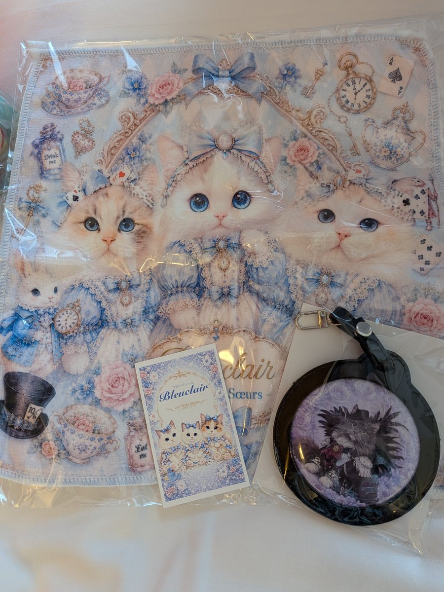 kain4michael's tweet photo. 宝塚の阪急で開催されている　
#猫パラダイス　へ。
色々素敵な物がありました。
可愛すぎて購入💕💕💕 
#Bleuclair 　#宝塚阪急百貨店 https://t.co/mZfKfdp3OL