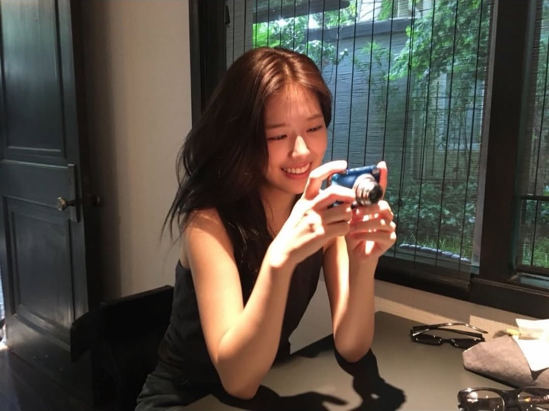 luki1732's tweet photo. 유진이 새 디카 들였네 https://t.co/B0bDTjpVqj