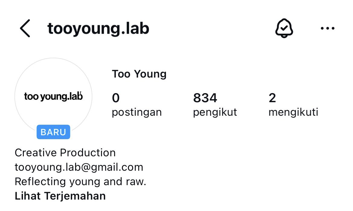 bluchami's tweet photo. ini kayanya punya label mark gak sih? cuma ngefollow mark sama upperroom doang soalnya... https://t.co/3oFHq9vjIY