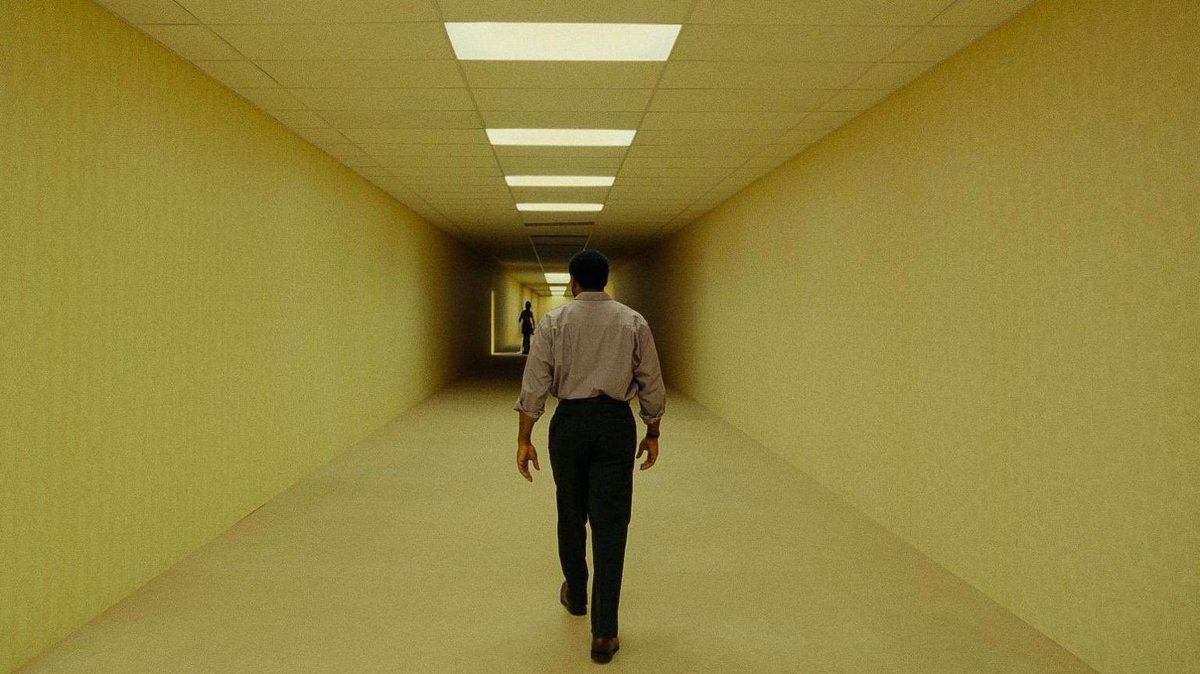 y0usaidyes's tweet photo. ‘BACKROOMS’ director Kane Parsons is reportedly Kane Parsons.

“I am Kane Parsons” https://t.co/JqBfZjbpvV