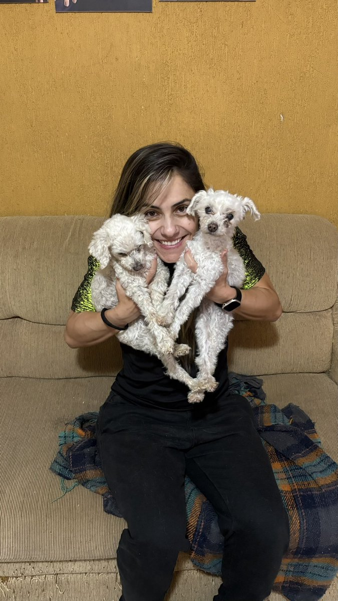 Reehfernanda's tweet photo. Amores https://t.co/3yidOTtSDs