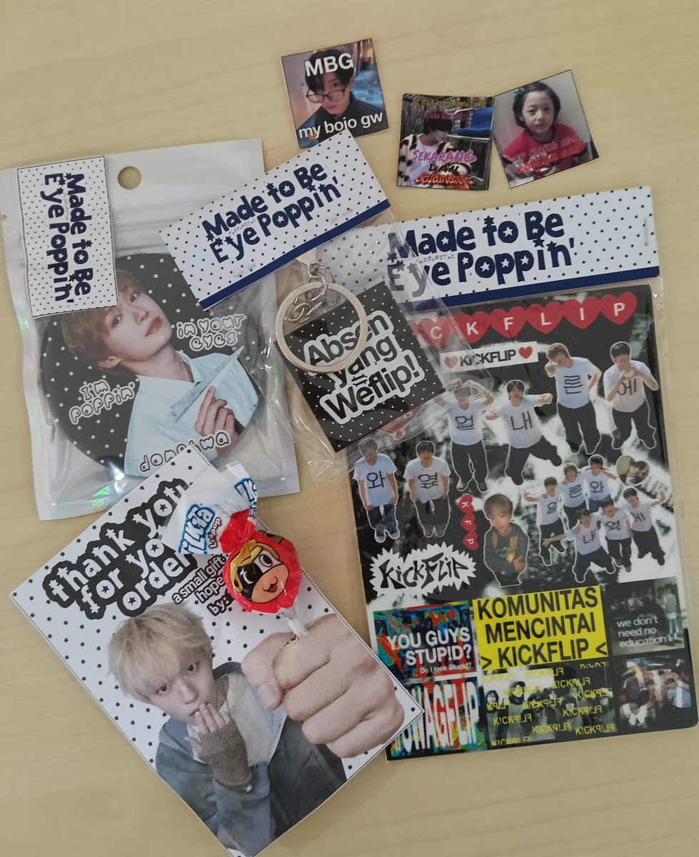 dongdongcil's tweet photo. HIHI printilan imupku sudah sampaiii ^^ terima kasih kakkk @keijunited ((telat bngt aku amboksingnya ini 😭)) https://t.co/rsHR9GbERH