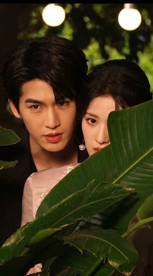 NamFaa2's tweet photo. #จางหลิงเฮ่อ &amp; #หวังฉู่หรัน เคมีแตกแตนตั้งแต่ยังไม่ออน นี่แค่ภาพนิ่งนะ เห็นเบื้องหลังแล้วอยากดูซีรีส์มากเว่อร์ (มีคนลงไปยัง) #Overdo https://t.co/SXsyPm1TmA
