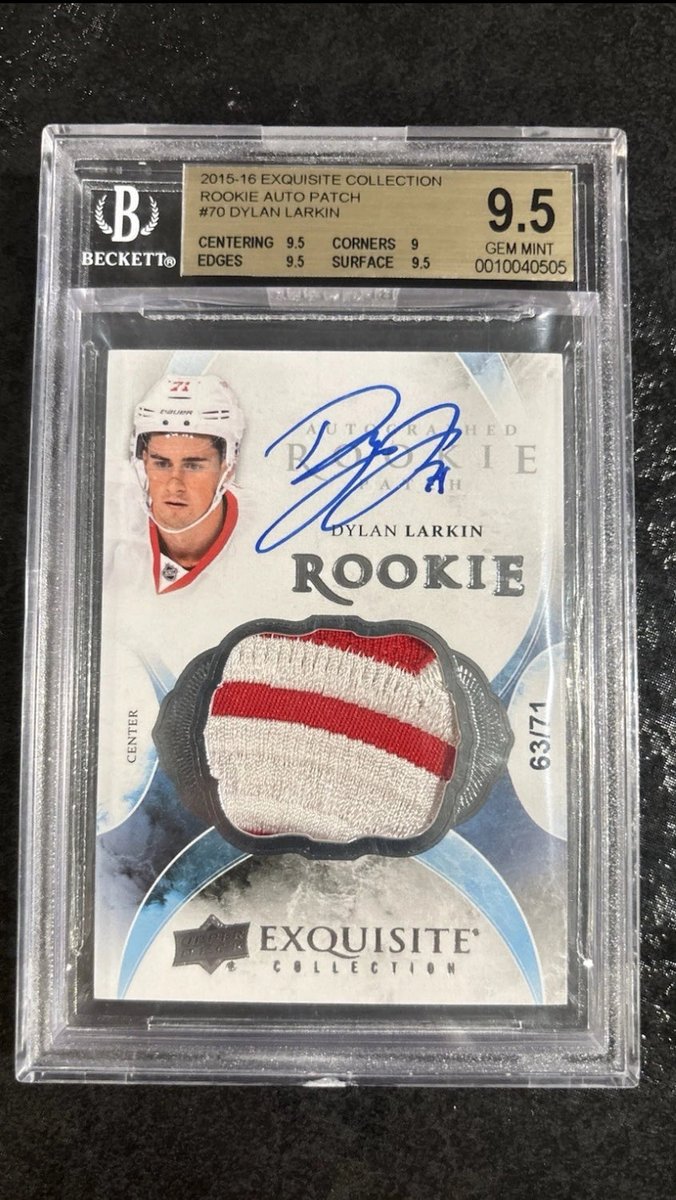 MSUNolo's tweet photo. What am I supposed to do with this now! #larkin #redwings #sportscards https://t.co/Ib4WdLHDwO