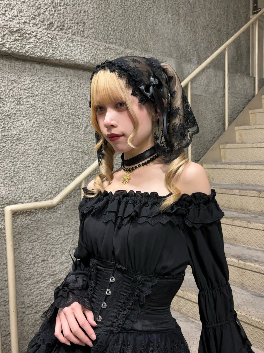 ⚜️ATELIER PIERROT⚜️ 横浜ビブレ 11:00〜21:00 ✨🌻おすすめ半袖