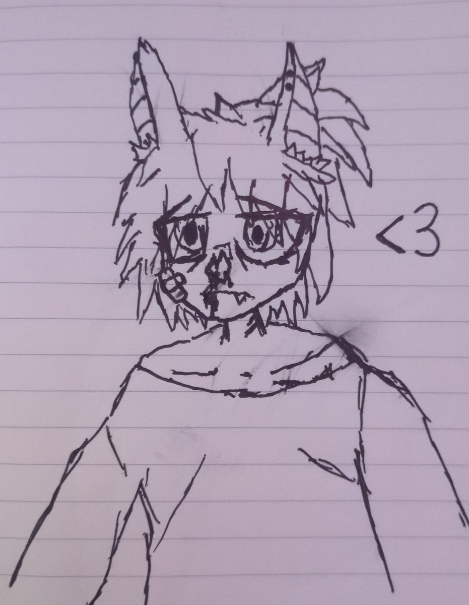 S0MN4RCH1T3CT's tweet photo. If only you would text me less than three... https://t.co/g7XifQtPiu