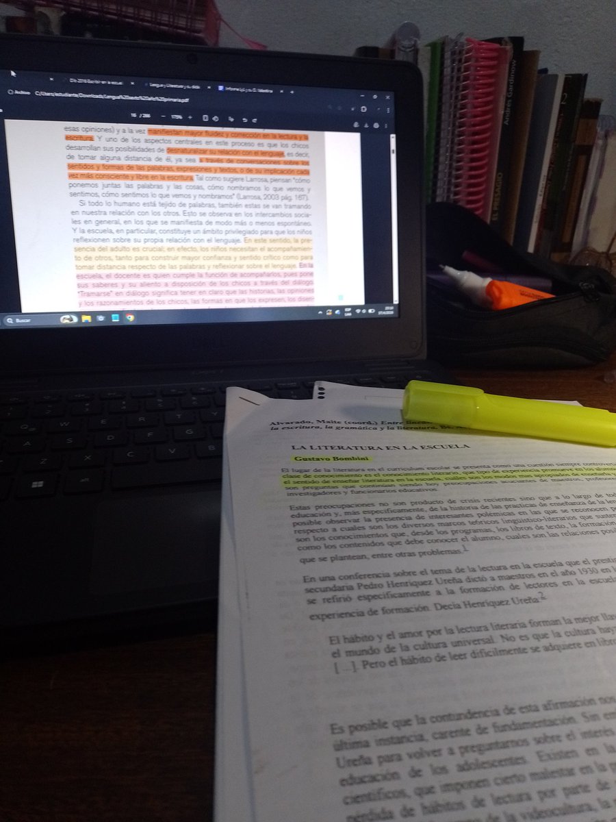 enhydr's tweet photo. vida universitaria (la última foto no es porque estudie medicina, me internaron) https://t.co/DrdOMOlrNx