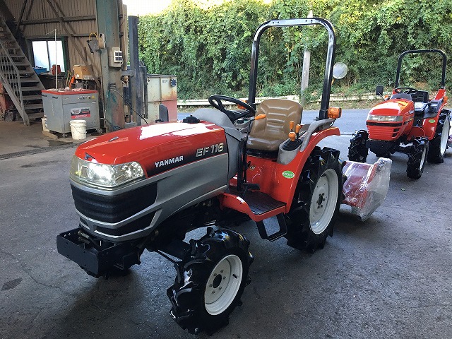 chukonoki's tweet photo. 中古トラクター　ヤンマーEF116　新品ハンマーナイフモアMK135付きが、茨城県に出荷されました。
商品詳細はコチラ→https://t.co/2XRS4zFOg1 https://t.co/ynn6l0CiFq