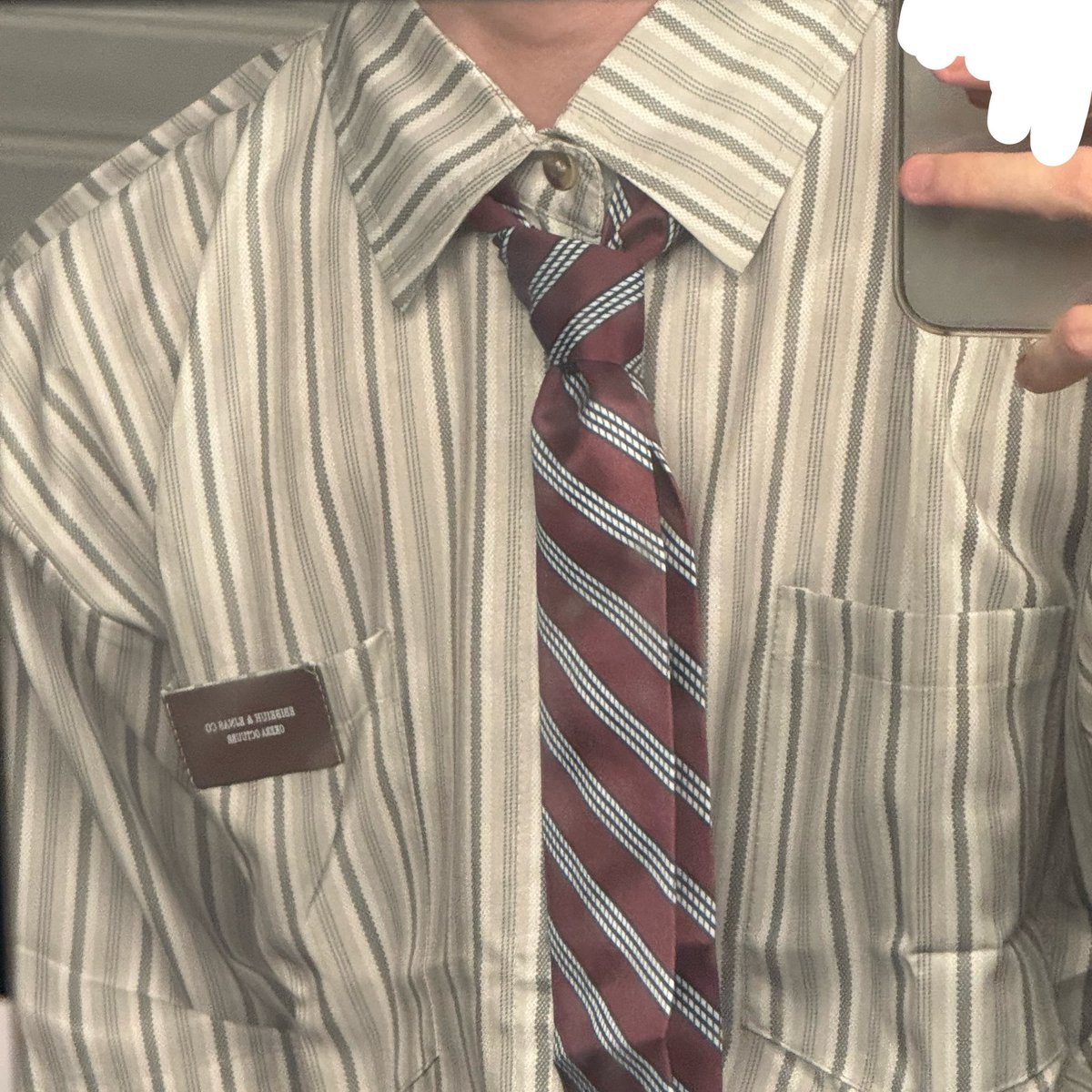 gunsboyf's tweet photo. kinda cute fit https://t.co/Mxnt55AGbm
