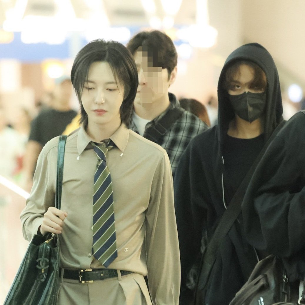 tlqkfttorrl1004's tweet photo. 안 건드렸는데 https://t.co/4r15qLr9xS