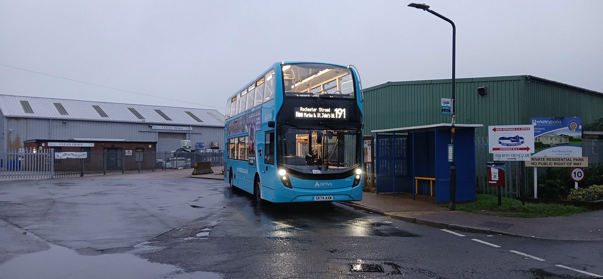 KentishTrainGuy's tweet photo. It's been quite a number of months hasn't it?

Alot has happened... I've been on quite an adventure... from leaving Arriva, exploring Nu-Venture, learning new tricks at ASD Coaches and then going full circle back home to... Arriva... https://t.co/varfU0qvTl