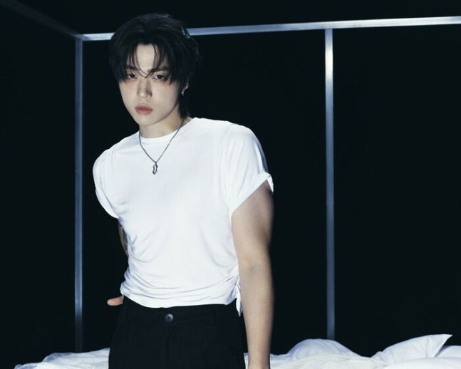 kai__press's tweet photo. [INFO] 260605

Singer-songwriter Junny mentioned 'Mmmh' by KAI in an interview when asked about his most memorable song:

"Honestly, at first, I did think, 'I wish I could sing this.' It was a song I really loved. But the moment I saw KAI perform it, my thoughts completely changed. After seeing his performance, I knew immediately, 'Ah, this is KAI's song.' I understood why the song had to go to KAI instead of me."
 
🔗https://t.co/xnYLEapbg3
#KAI #카이 #Mmmh #KAI_Mmmh