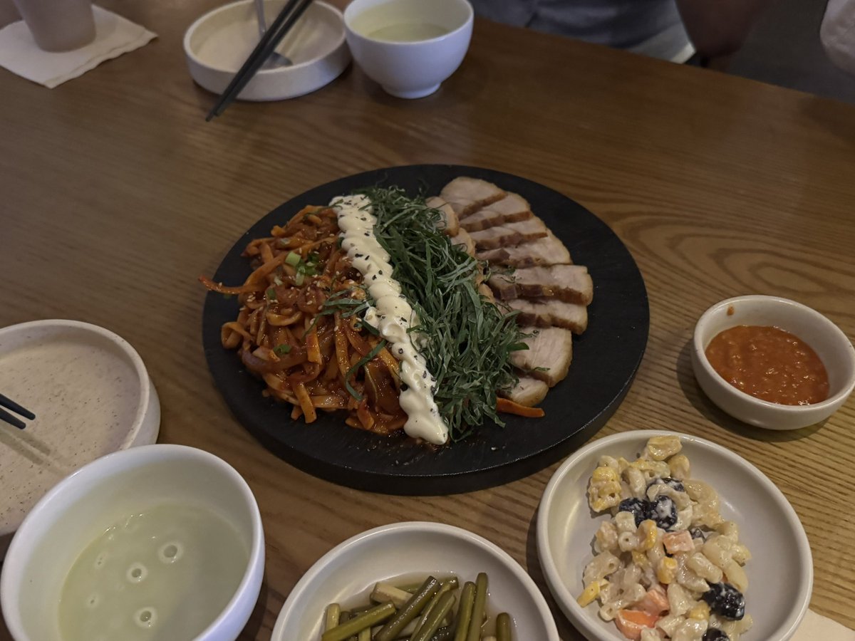 matcha21love's tweet photo. 이분 그만 먹으라고 하실 분 https://t.co/0RzFfNtITp