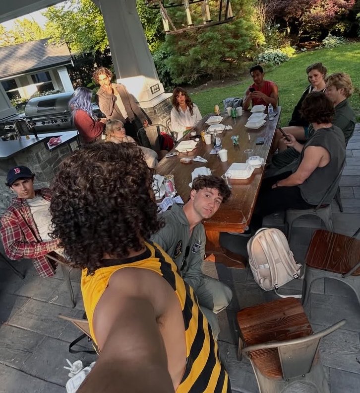 stealmywellsy's tweet photo. from the maxwell-di laurentis birthday bash. 🫶🏻 https://t.co/BMfJ2xxX5S