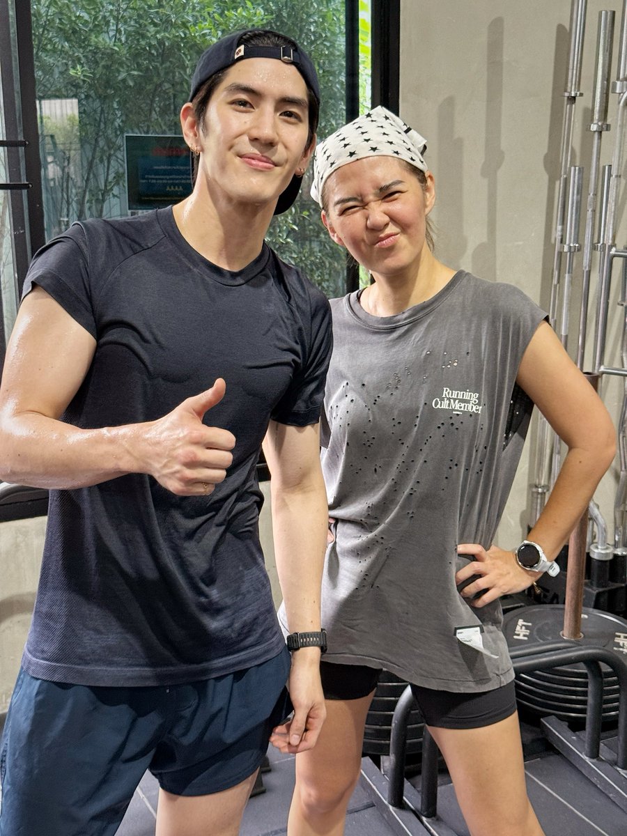 TheRealYossie's tweet photo. สำเร็จละ
❎เล่น hyrox
✅หลอกเด็กออกจากบ้าน😅
@Sea_tawinan https://t.co/5FYANbctMb