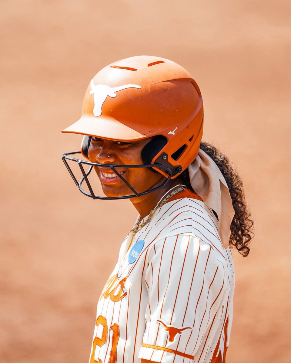 DickinsonISD's tweet photo. Congratulations to our #GatorGreat @henry_kayden on becoming a 2-time national champion with @TexasSoftball! 🥎🏆🏆

Kayden and the Longhorns defeated Texas Tech in the Women’s College World Series Finals to claim Texas’ second NCAA Championship and second straight national title.

Gator Nation is proud of you, Kayden! 💙🐊🤘