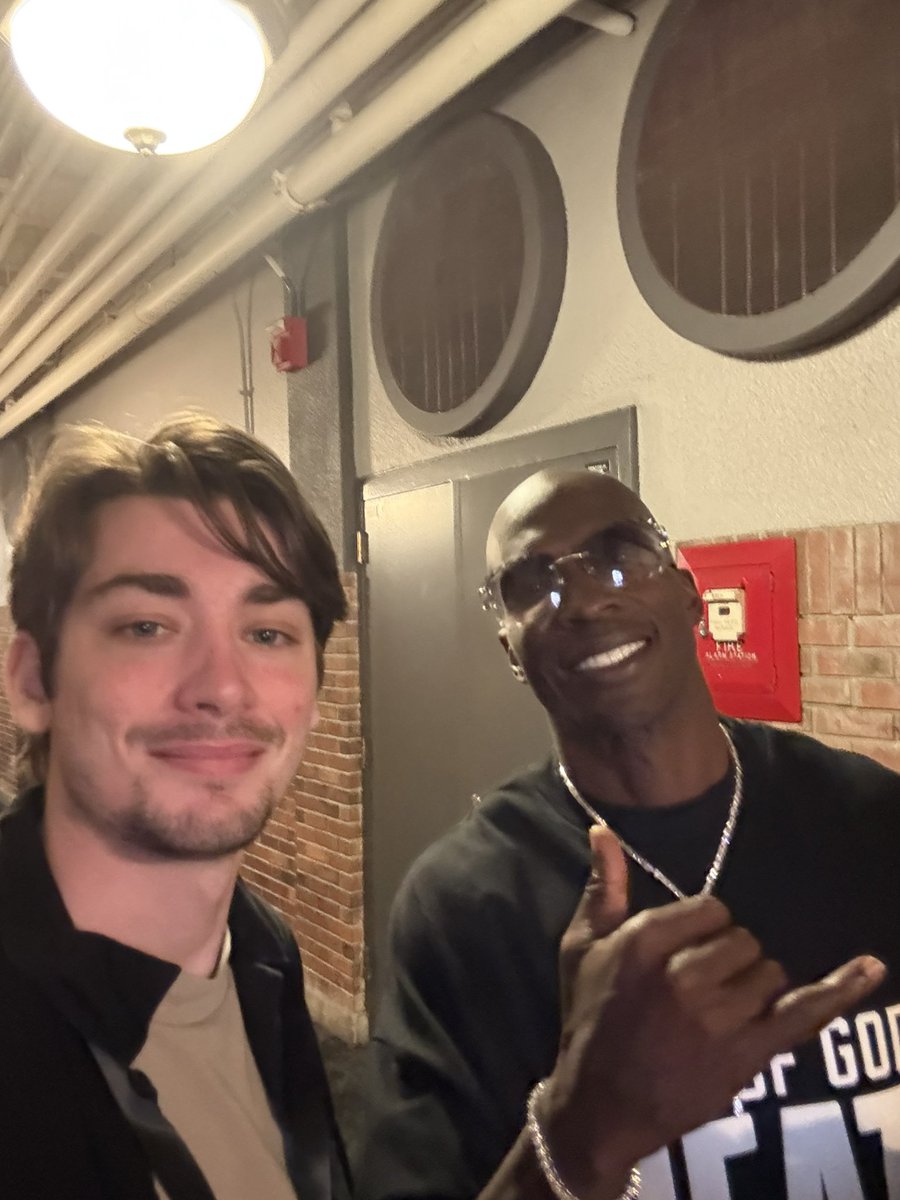 BengalYouTube's tweet photo. OCHO @ochocinco https://t.co/3yeLB0e3Ce