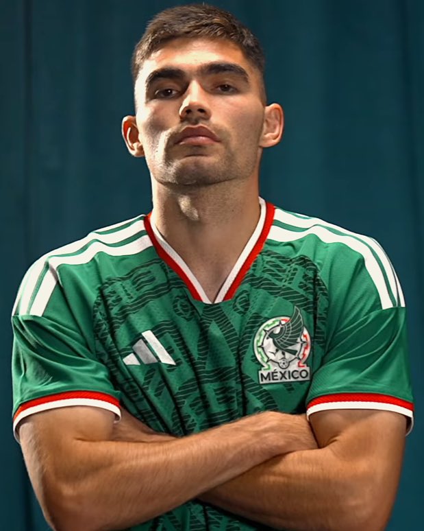 LaBillieRebel's tweet photo. CALLA, PERRA. GOL DE JOHAN.

- Se bautizó con chela en C.U
- Fumaba mota en las islas
- Vomitaba afuera de los bares de copilco
- Se suscribió al only de la Mafershof

ORGULLO PUMA. https://t.co/SLvouNnZl7