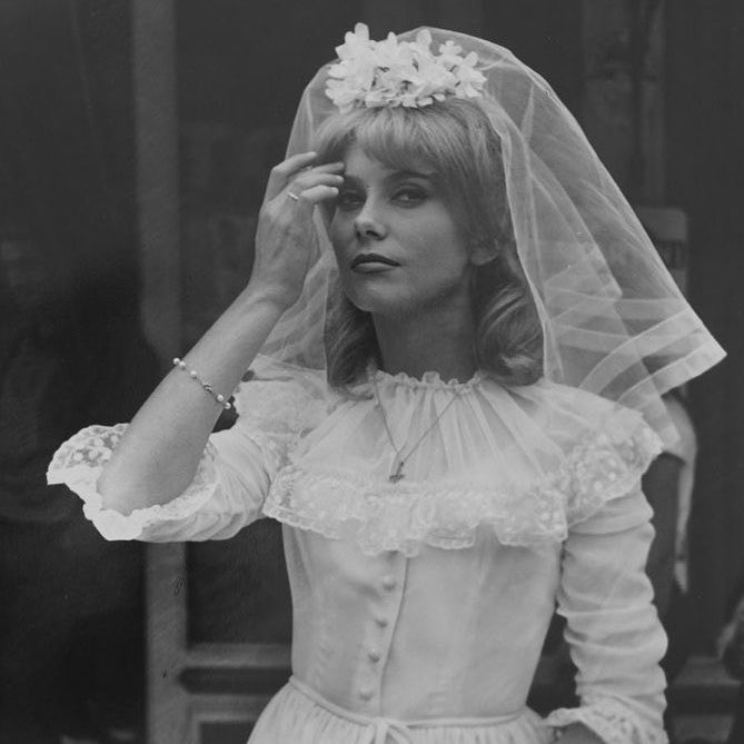 hdidcare's tweet photo. catherine as justine getting married in “le vice et la vertu” (1963) 💒 https://t.co/PPe4NX1Cz2