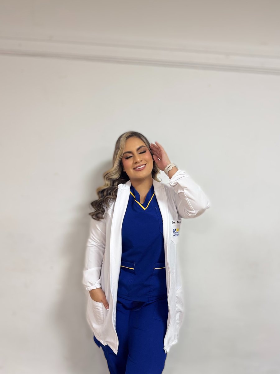 valequi01's tweet photo. Un pasito más que doy para llegar a la meta! La próxima Odontóloga de moda🙏🏻🦷🤷🏼‍♀️🤍 https://t.co/clBc27Zd2m
