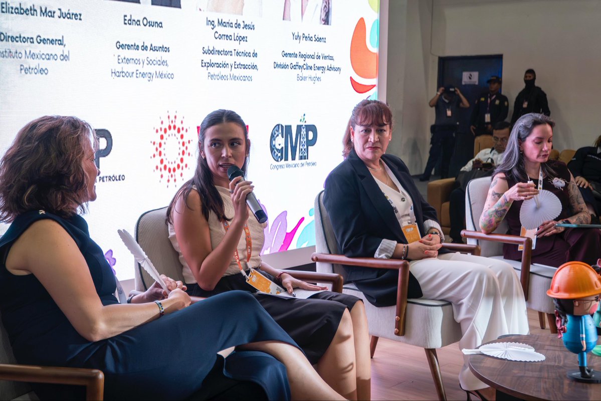 IMPetroleo's tweet photo. Nuestra Directora General, la Dra. @ElizabethMar_J participó en el panel “Innovación, Tecnología y Liderazgo para la Transformación Energética” en el @CMP_Petroleo, un espacio de diálogo sobre las soluciones que están dando forma al futuro del sector.

#CMP2026 https://t.co/lMXeW2NJj7