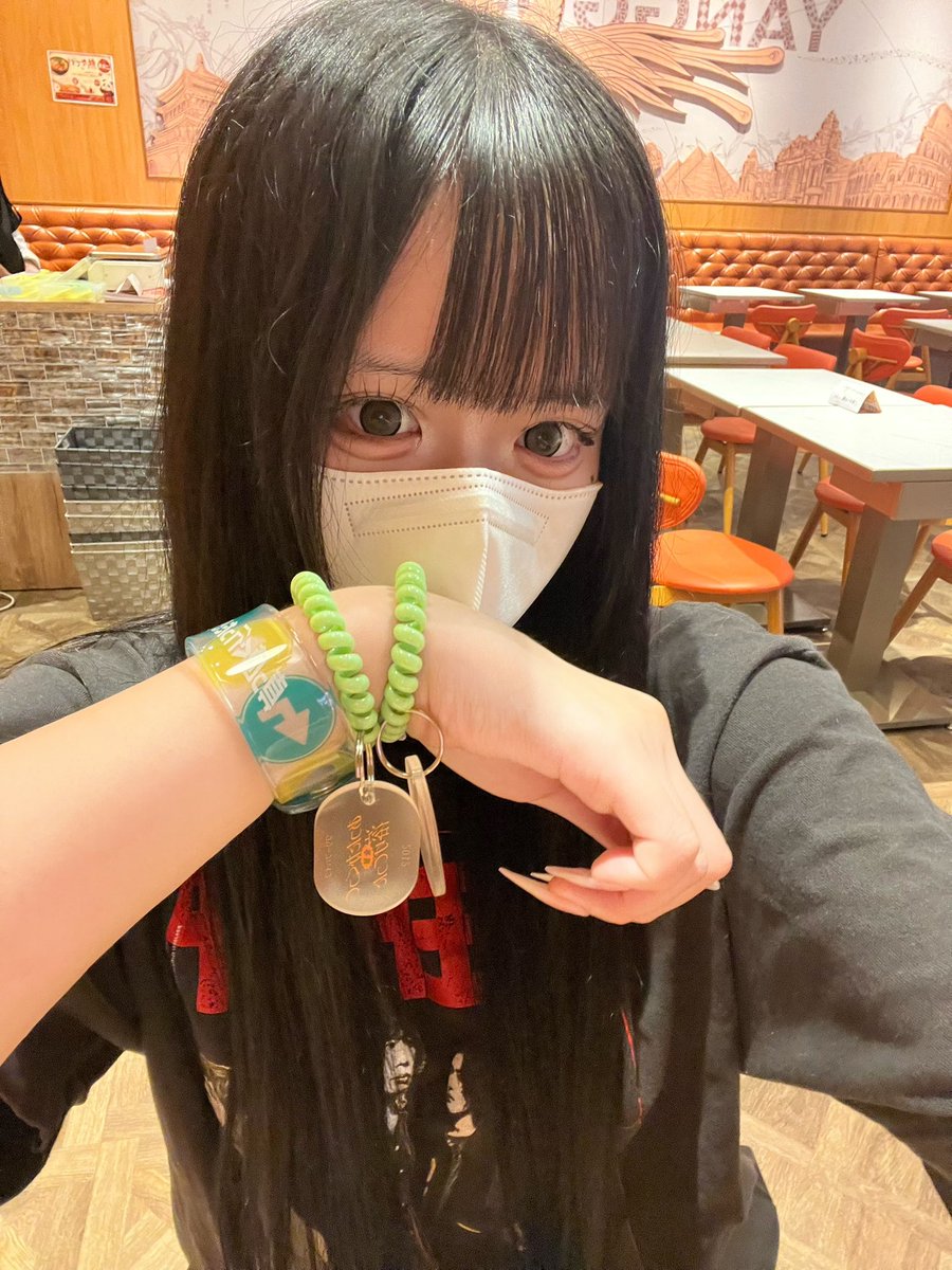 119gmg's tweet photo. クリープハイプ、だいすきです。2日間たっぷりしあわせにさせていただきました、大感謝、生きます♥ https://t.co/S87XknUY5B