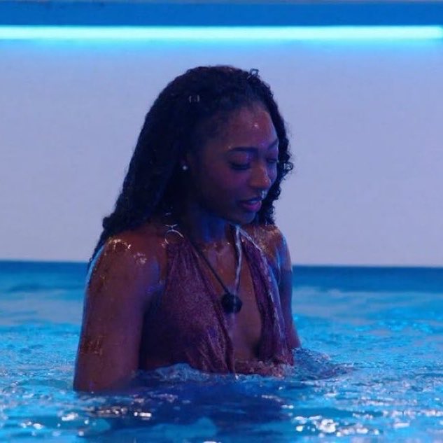 soobinzhrt's tweet photo. how you this ethereal coming out of a pool!? https://t.co/25LLmDHf5G