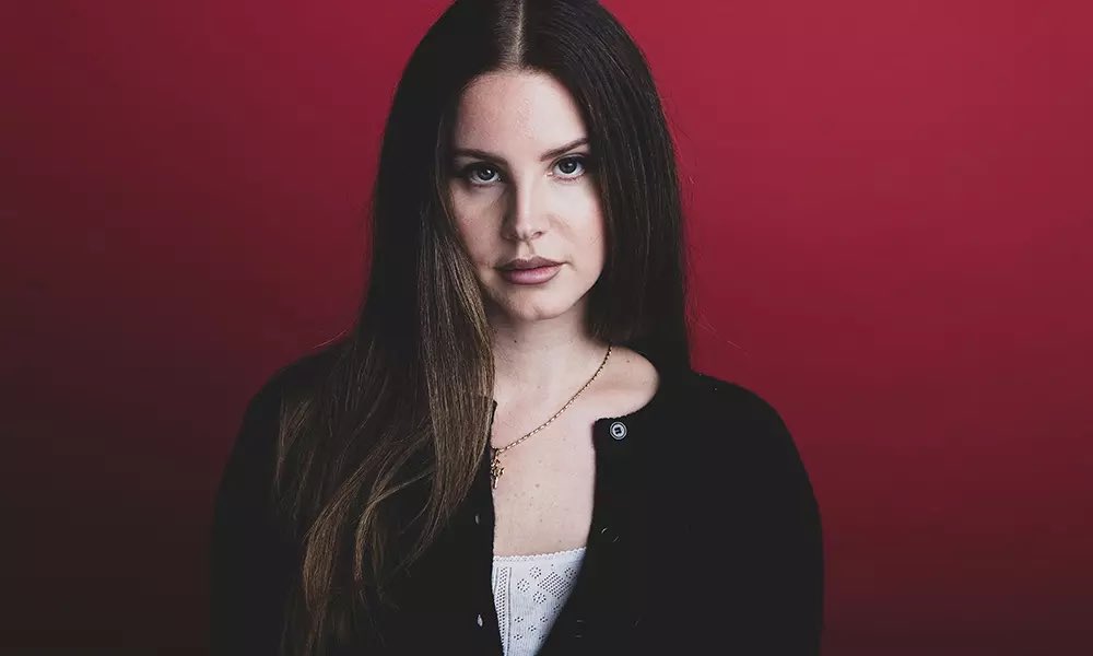 AvaMaxLive's tweet photo. Ava Max claims that fans of Lana Del Rey will enjoy her upcoming album, citing her as a recent inspiration for the project in her recent Hits 98.2 interview. https://t.co/xJQTNUrLLJ