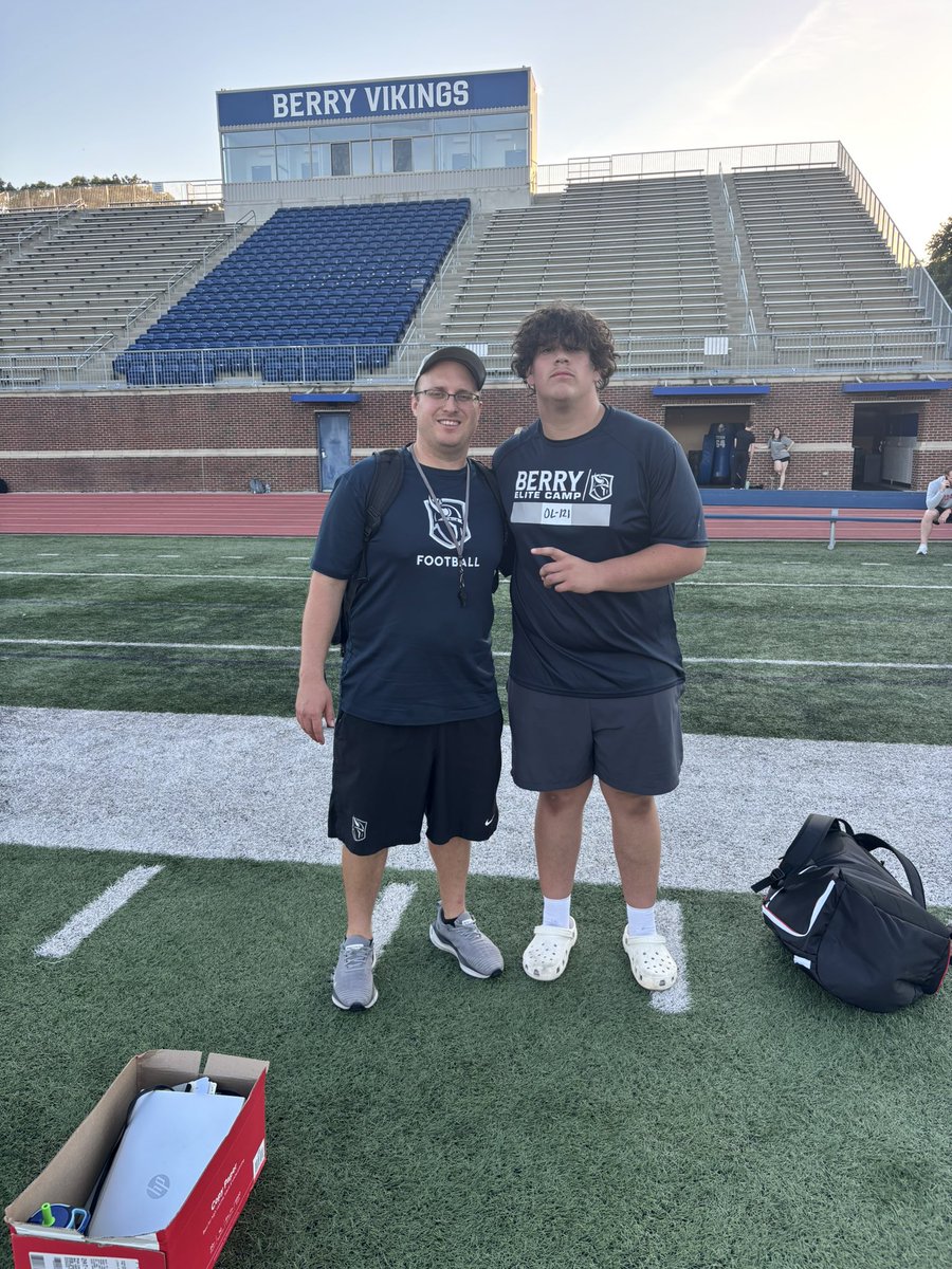Juice_Box2179's tweet photo. Thank you @BerryFootball and @BigRed_Football. It was great working with your staff today!
@CoachJohnSikora @TerryUrsin @DanSwanstrom  @BCCoachK @CoachJohnson50 @CoachFaulkner07 @NGHSFootball @RecruitGeorgia https://t.co/rCtkfQ195x