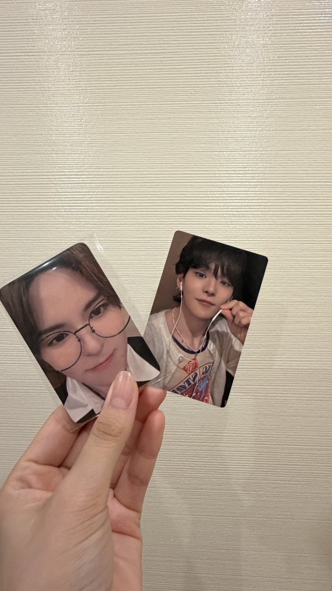 Pattt1402's tweet photo. การ์ดโยชิ ใบละ 250บาท ค่าส่ง 50บาท 

โยจิใหญ่ (ดำนิดๆขอดูเพิ่มเติมได้) 300บาท 

โยจิเล็ก (ดำ เคยซักขอดูเพิ่มเติมได้) 250บาท

ค่าส่ง 50บาท 

#ตลาดนัดtreasure #ตลาดนัดเด็กสมบัติ https://t.co/DcFtAaNBqn