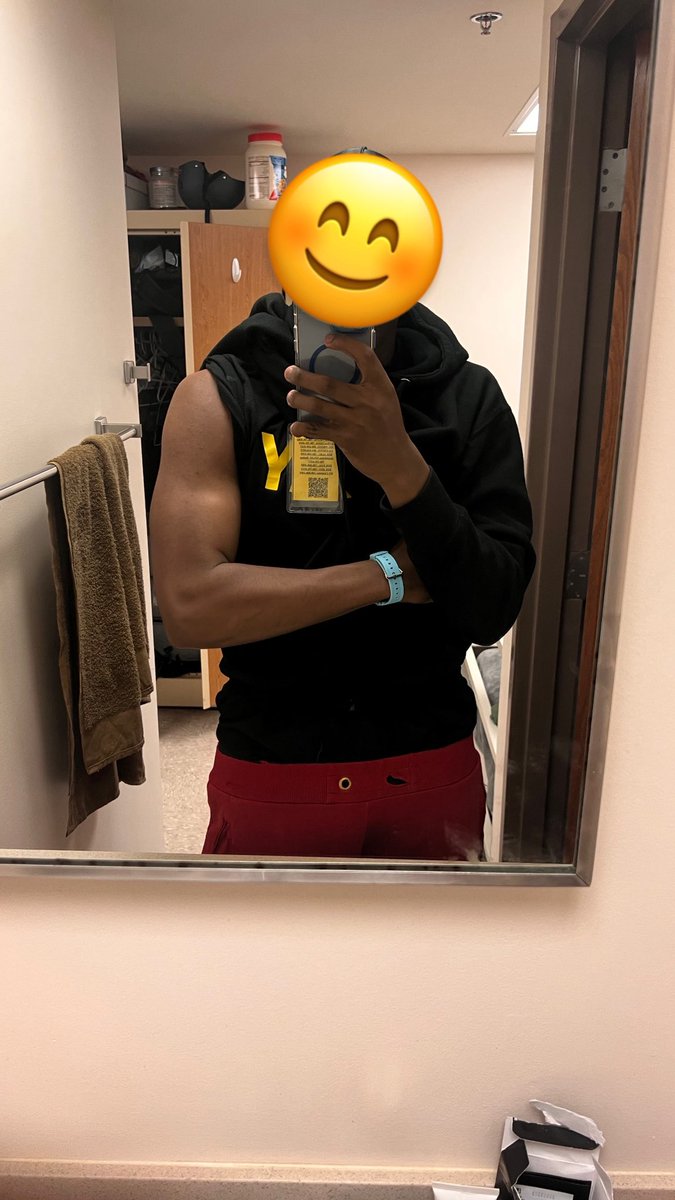 damnthat_bbc's tweet photo. Me then my dick https://t.co/7rDNy8Ff3i