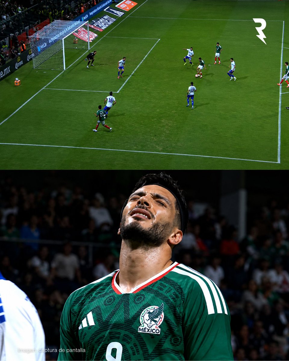 SoyReferee's tweet photo. ¡Raúl no viene fino! ❌

La falla de Jiménez frente al arco no pasó desapercibida ¡A un partido del Mundial! 😱 https://t.co/EY64sLOYkJ