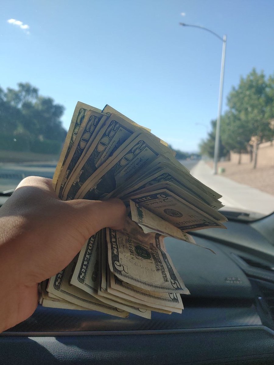 AlexQuinn98's tweet photo. I don't understand why people don't just lock in on eBooks.

You can earn $8,400 per month with just:

1. Claude
2. Internet
3. 1 hour daily

Let me share with you how. Get my paid AI Publishing training 100% free today.

Like & reply “AI” and I’ll DM it to you.

Must follow me to get this proven guide in your DM now.

Free for 48 hours.