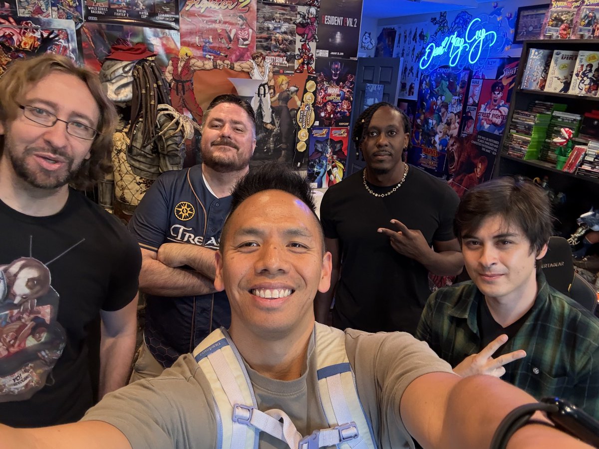 avatar_fighters's tweet photo. Thanks doods for having us over to show off Kyoshi! 🪭 🪭 

Be sure to turn on notifications for our Kyoshi Character Trailer, premiering on June 6th (Saturday) at 6AM PT (9AM ET)!

https://t.co/BzXDinTWgl https://t.co/JPecBjhbjD