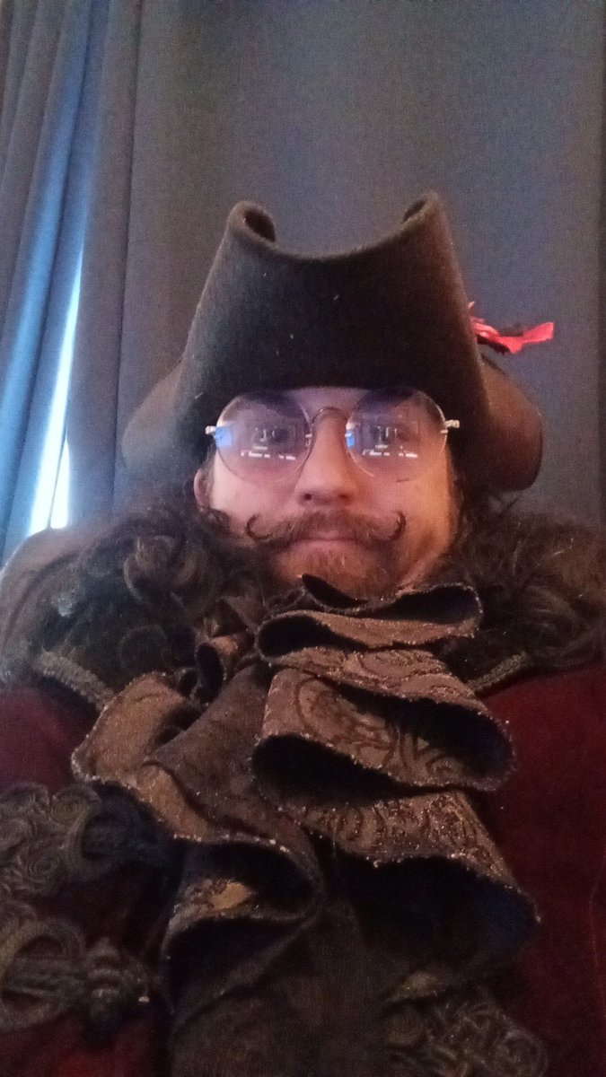 ShadowchaserFox's tweet photo. I showed u my broadside pls respond https://t.co/WOgHnQ1YVi