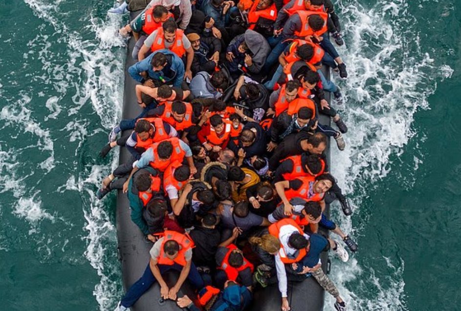 TheGriftReport's tweet photo. LABOUR HAVE ALL BUT LOST CONTROL OVER THE ASYLUM SYSTEM!!

THOUSANDS OF MIGRANTS COULD BE ROAMING THE COUNTRY!!

House of Commons public accounts committee report warns Labour has “all but lost control” of the asylum system.

The damning cross-party inquiry reveals the Home Office cannot account for thousands of failed asylum seekers, with data on at least 41,000 people awaiting deportation now three years out of date.

Ministers have no reliable figures on how many have absconded or left the country voluntarily, which the MPs describe as a “shocking and unacceptable state of affairs.”

The report accuses the department of “directionless bureaucracy,” repeatedly shifting backlogs rather than clearing them, and a “lack of realism” in Labour’s planned reforms, including the pledge to replace asylum courts with a new independent body.

93,500 asylum claims were lodged in the year to March 2026, while the asylum budget hit £4.9 billion last year.

Committee chairman Sir Geoffrey Clifton-Brown MP said senior officials could not even explain what the system is trying to achieve.

Typical Labour