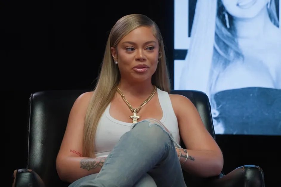 FrontPageTea's tweet photo. Cardi B apologizes to Latto in new tweet after disstrack. https://t.co/SmbnVRtWXv