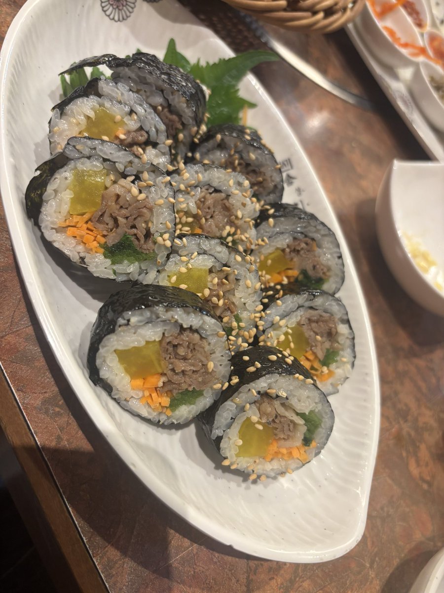 todo184's tweet photo. 焼肉 韓流食彩 瑞英 西中島店　大阪市淀川区西中島

サムギョプサルがおいしくて朝5時まで営業しているって聞いて行ってきました！
キムチの盛り合わせもめっちゃうまかったし、すっかりお気に入りです！ https://t.co/gqfZjlVVWk