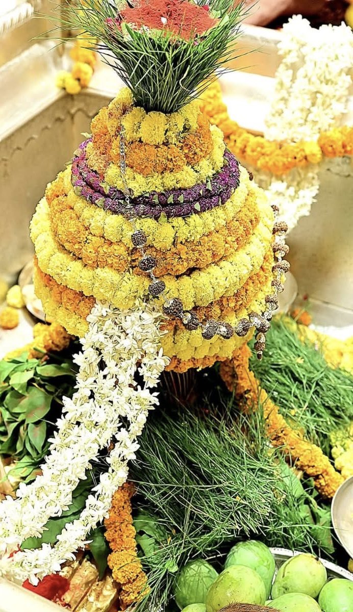 12Jyotirling's tweet photo. श्री काशी विश्वनाथ ज्योतिर्लिंग मंगला आरती श्रृंगार | 05.06.2026

Shri Kashi Vishwanath Jyotirlinga Mangala Aarti Shringar | 05.06.2026 https://t.co/WthqmexNFr