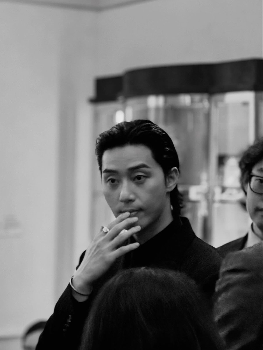 kyudhiver's tweet photo. 260603 #PARKSEOJUN at CHANEL High Jewelry ‘Signes et Symboles’ event in Hong Kong 🖤

#박서준 #PARKSEOJOON #パクソジュン https://t.co/TiC8wgFIMZ