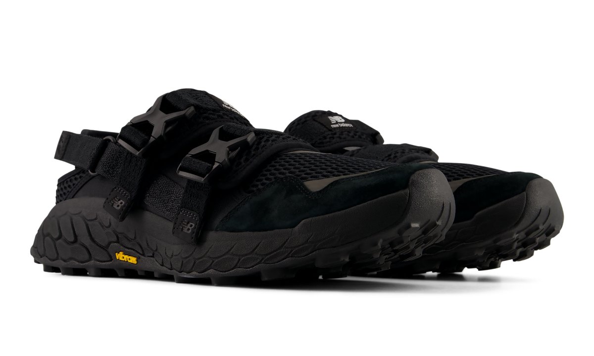 fullress's tweet photo. New Balance HIESV1 “Black/Black Metallic” (ニューバランス) [UHIES71L]

・ニューバランスオンライン発売

https://t.co/2EHAioDTu5 https://t.co/5yabhZ5rEt