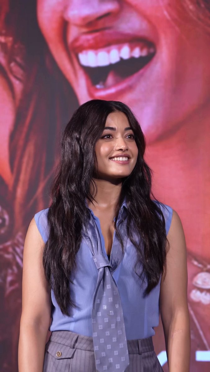 RashmikaFanArmy's tweet photo. Happy Morning Smiling Queen 😍😗

@iamRashmika | #RashmikaMandanna ❤️ https://t.co/0irAVkqC21