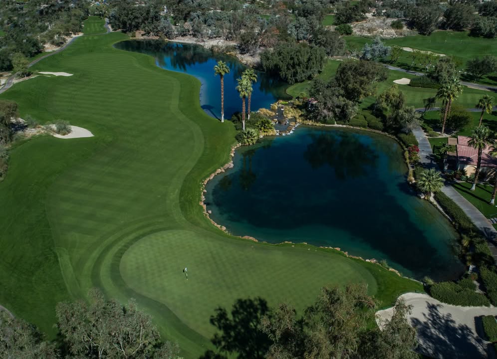 ShadowRidgeGolf's tweet photo. Father's Day is just around the corner. Treat Dad to a round of golf or purchase him a Summer Access Pass! Click below to learn more.

Tee Times - https://t.co/SOhz2roAuQ 
Summer Access Pass - https://t.co/nSEcyWExZa https://t.co/Tr6FyhQqE5