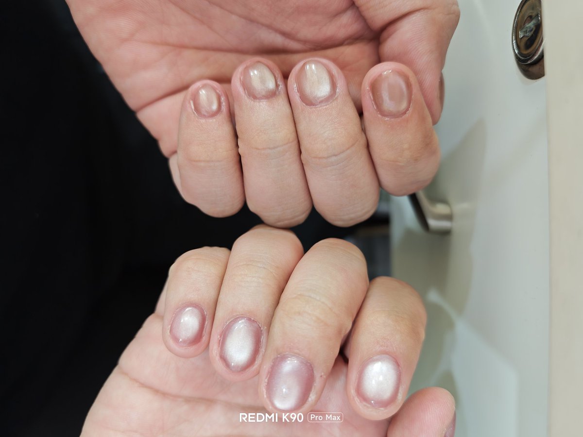 li44696293's tweet photo. 美甲💅🏻 https://t.co/jlOcT5DRgG