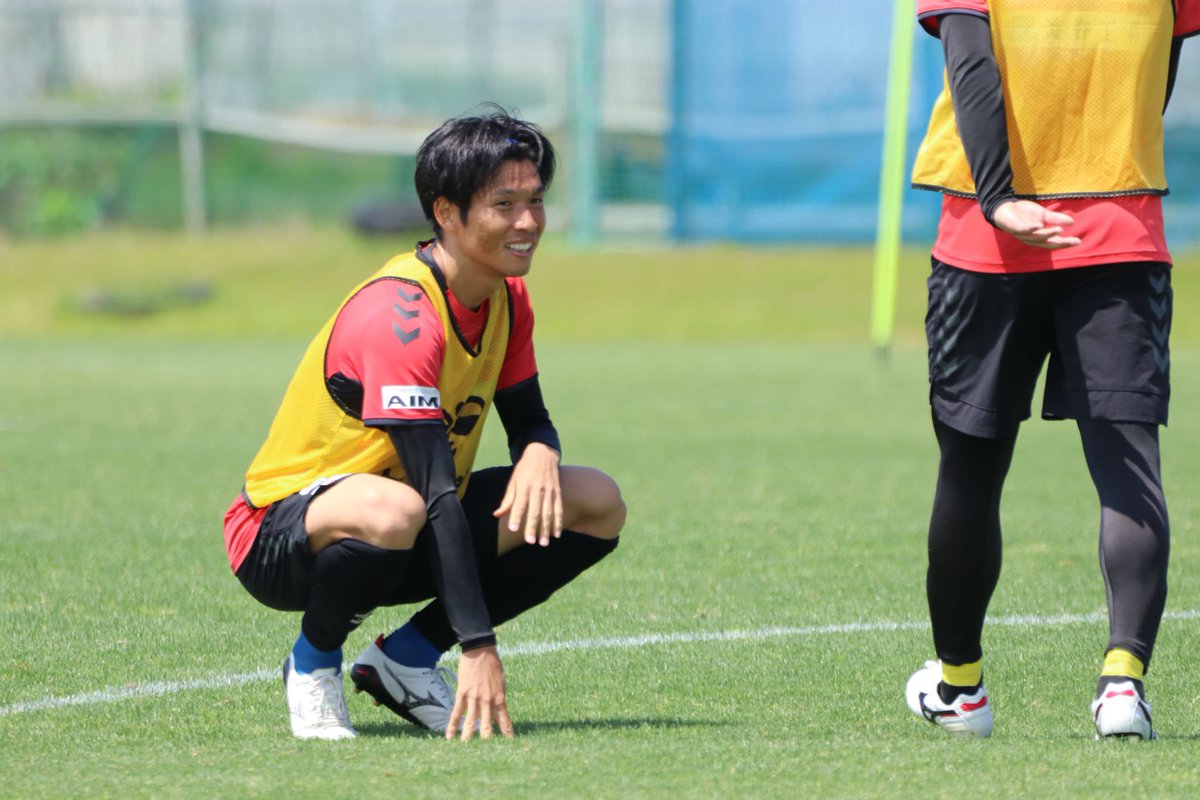 zweigen_staff's tweet photo. 【トレーニングフォト】📸

→→→プレーオフ2回戦
6/7(日)vs #ザスパ群馬
⏰14:00キックオフ
🏟️ゴースタ

🎫チケット販売中
https://t.co/rXYMoN66aA
#zweigen #感謝を形に https://t.co/pl0hGSJMji