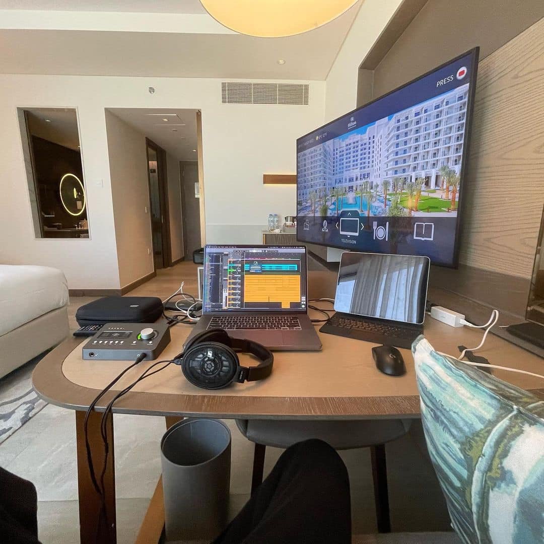 djsmmth's tweet photo. work. https://t.co/IuzrSGbiOF