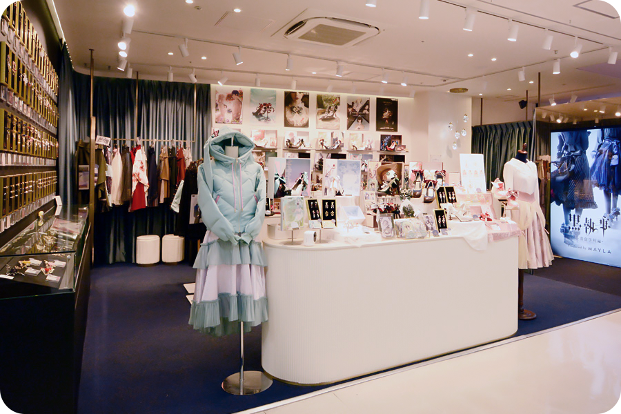 mayla_classic's tweet photo. 🌹商品展示販売のご案内 🌹

劇場版 うたの☆プリンスさまっ♪
TABOO NIGHT XXXX
アイコニック シューズオブジェ パンプス

実店舗で展示販売いたします！

<<送料無料>>
📍The Entrance of MAYLA
@ラフォーレ原宿B0.5階

ぜひ店頭で実物をご覧くださいませ💎
https://t.co/SRQ0sh8pbs

#うたプリTN #MAYLA